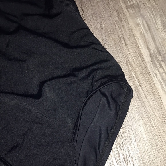 Nike Just do it black and white one piece bathing suit size M 10/12 yrs old kids - Picture 5 of 13